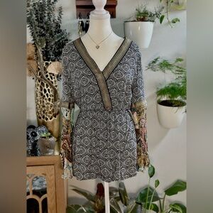 Lulumari Boho Printed Bell Sleeve Romper – Size M